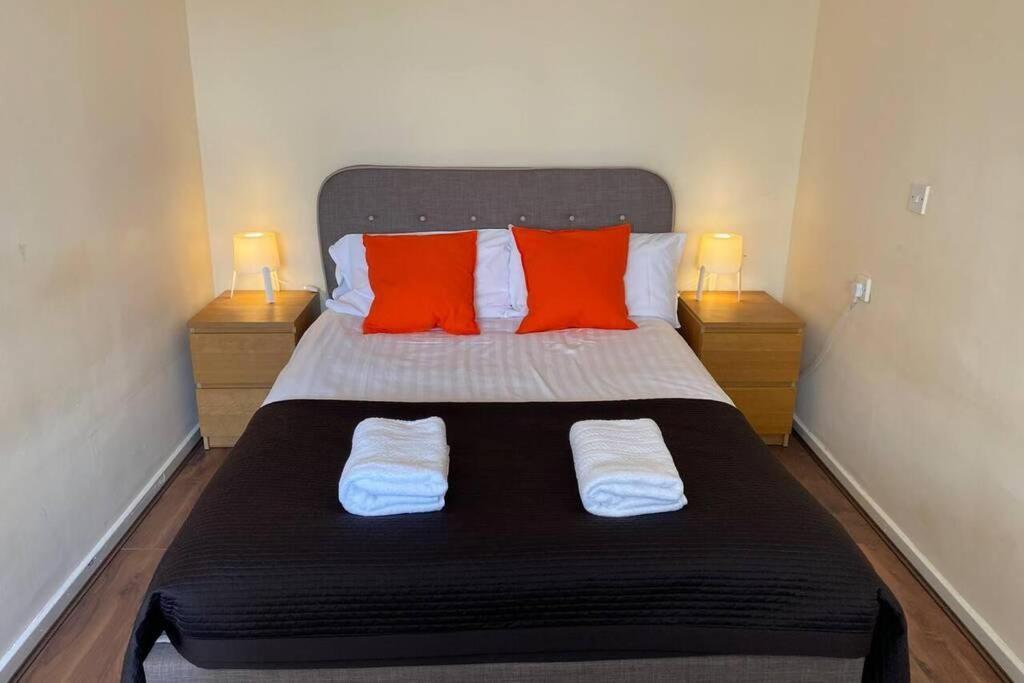 Conveniently Situated 1Bed Apt In Stretford Leilighet Manchester Eksteriør bilde